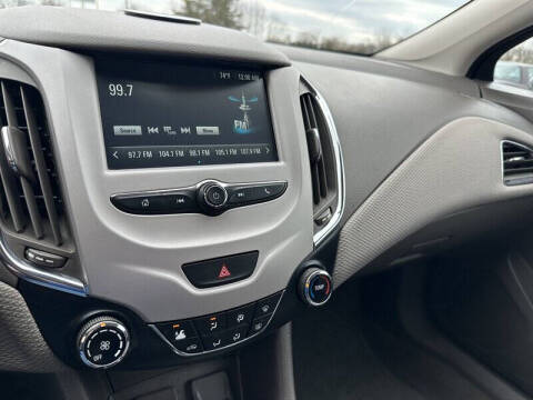 2018 Chevrolet Cruze LS Auto