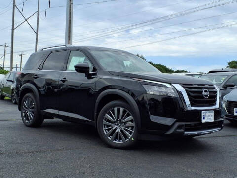 2025 Nissan Pathfinder SL