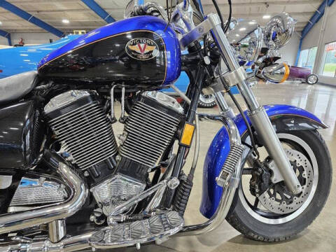 1999 Victory V92