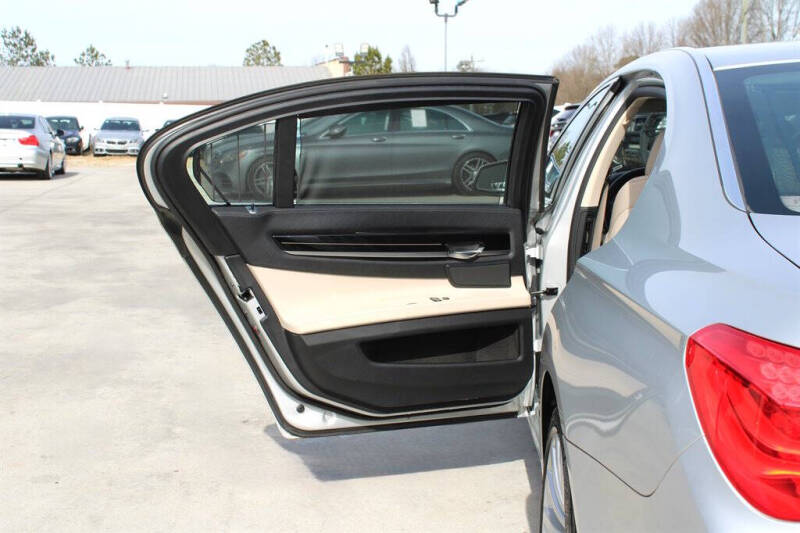 2009 BMW 7 Series 750Li