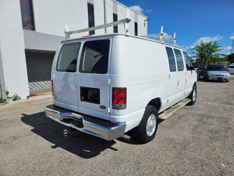 2014 Ford E-Series E-250