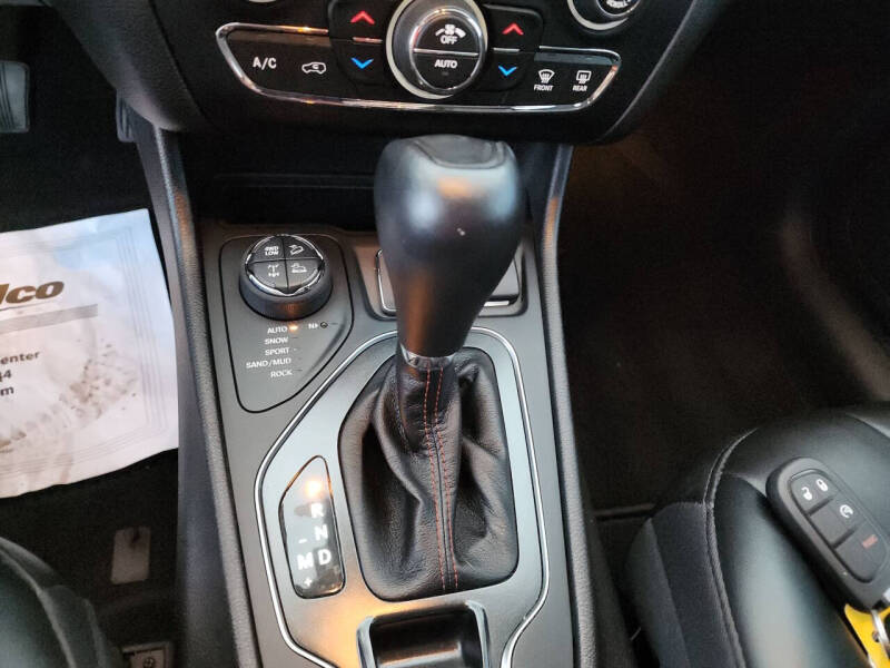 2022 Jeep Cherokee Trailhawk