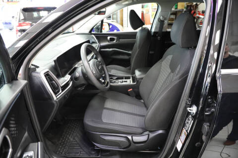 2025 Kia Sorento LX