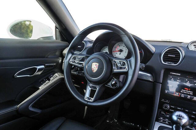 2024 Porsche 718 Boxster