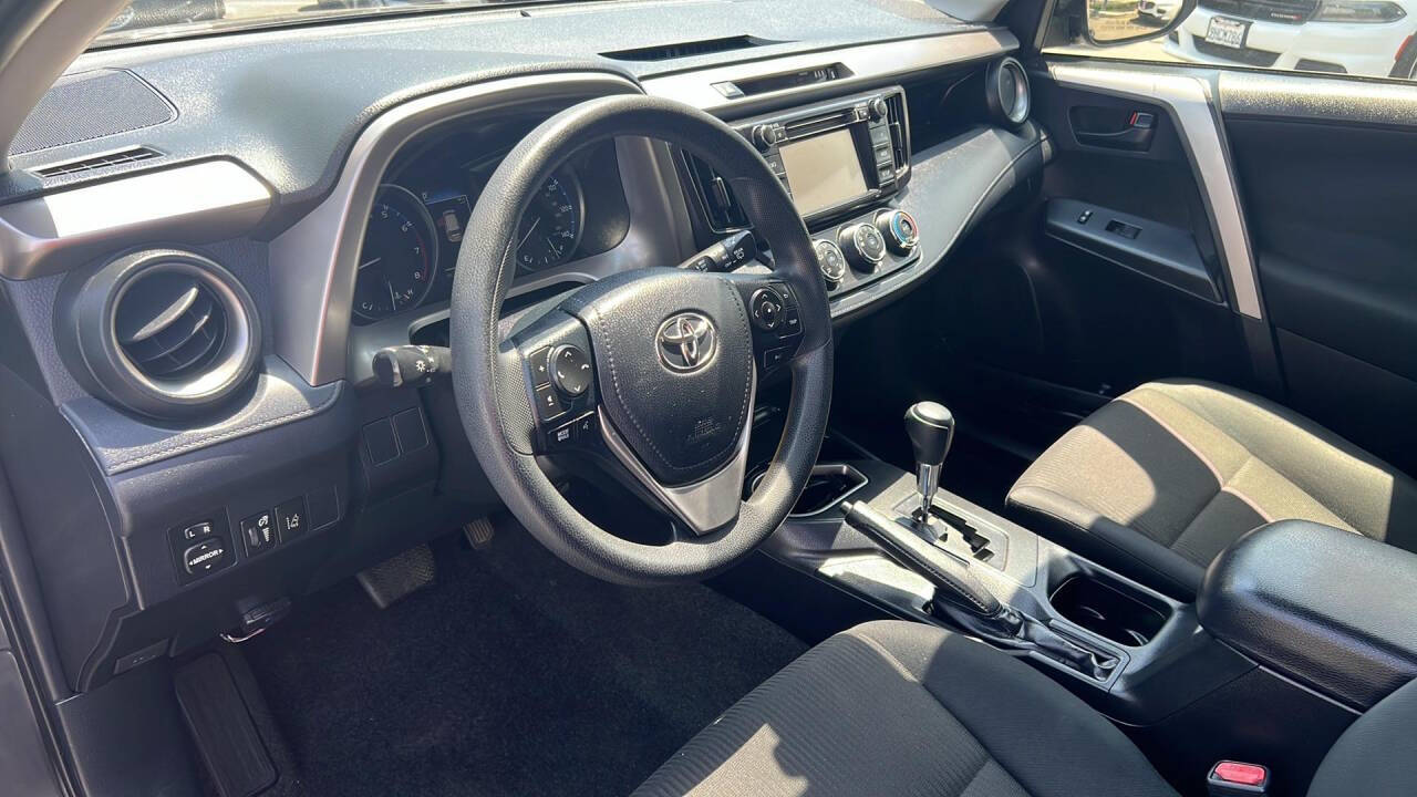 2018 Toyota RAV4 for sale at Auto Plaza in Fresno, CA