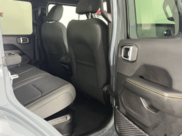 2024 Jeep Wrangler Sahara 4xe