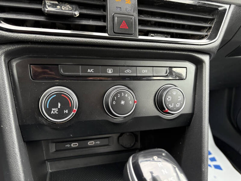2022 Volkswagen Taos S