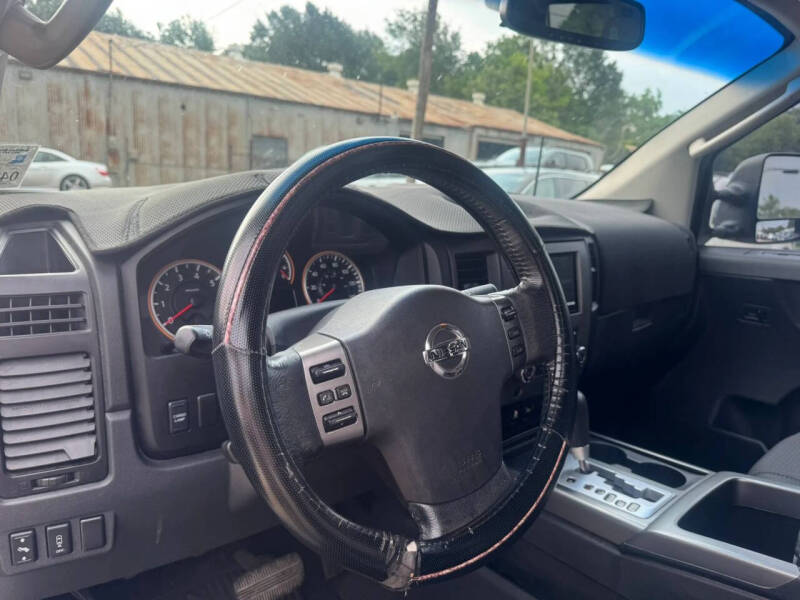 2010 Nissan Titan