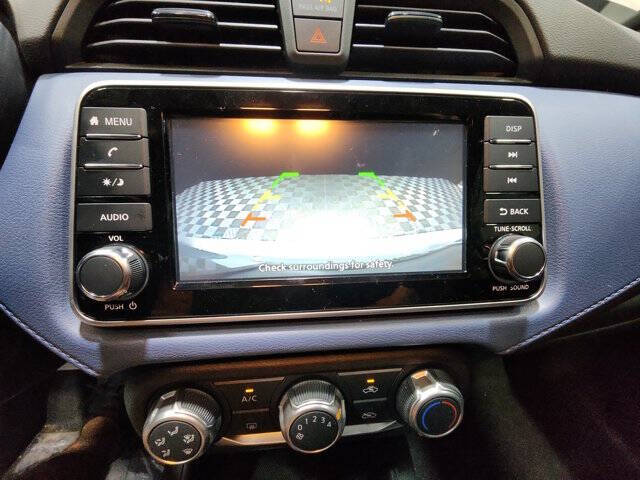 2025 Nissan Versa SV