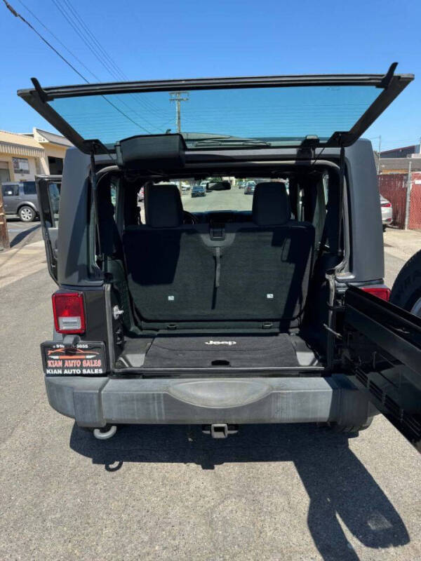 2017 Jeep Wrangler Sport