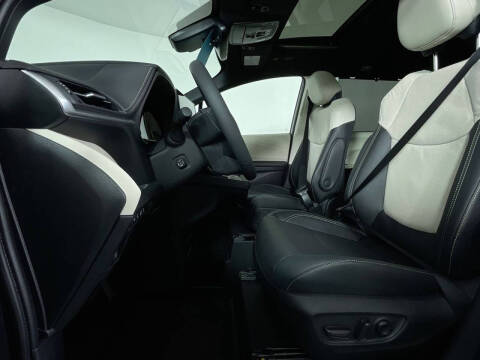 2025 Toyota Sienna Platinum 7-Passenger