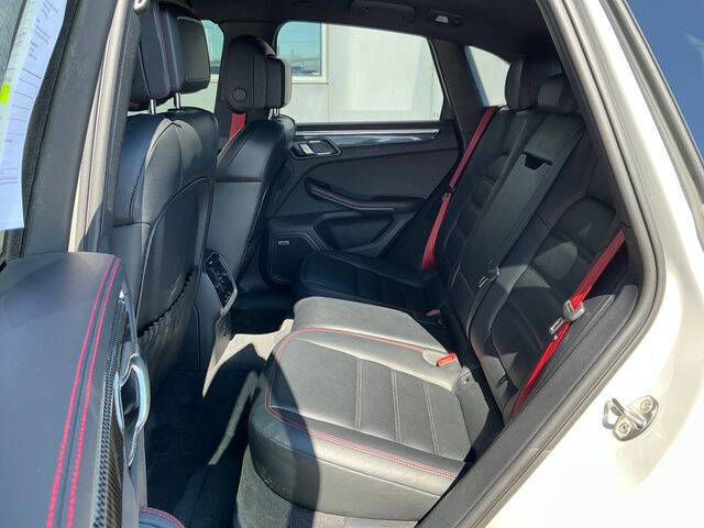2024 Porsche Macan GTS
