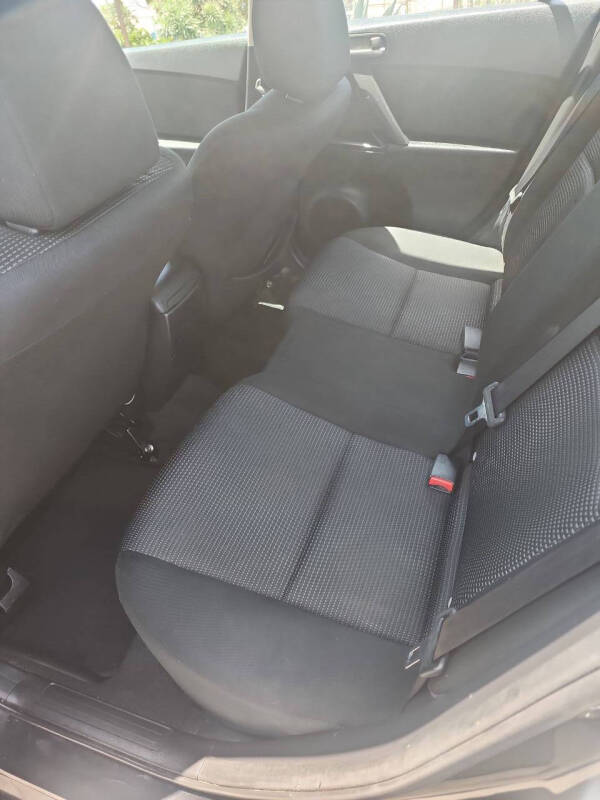 2013 Mazda MAZDA3 i SV
