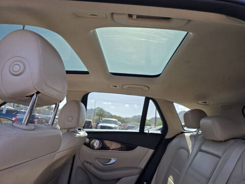 2017 Mercedes-Benz GLC GLC 300 4MATIC