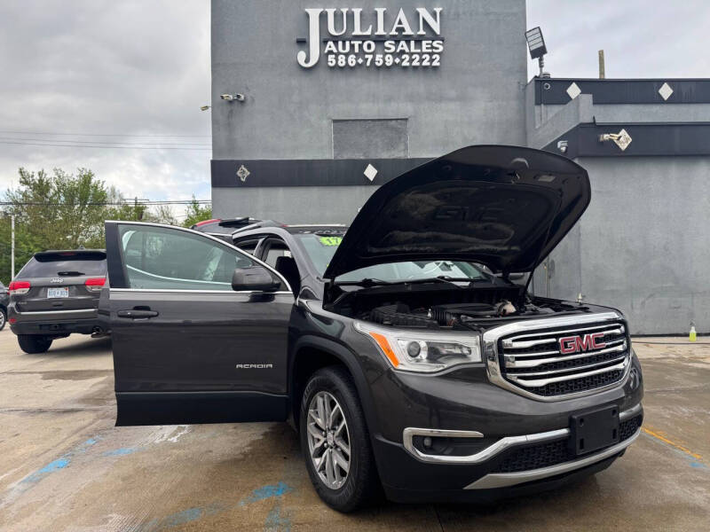 2017 GMC Acadia SLE-2