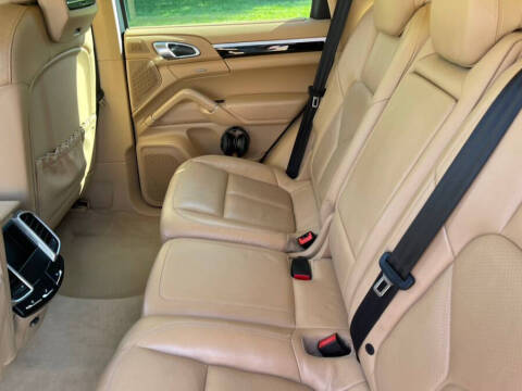 2012 Porsche Cayenne S