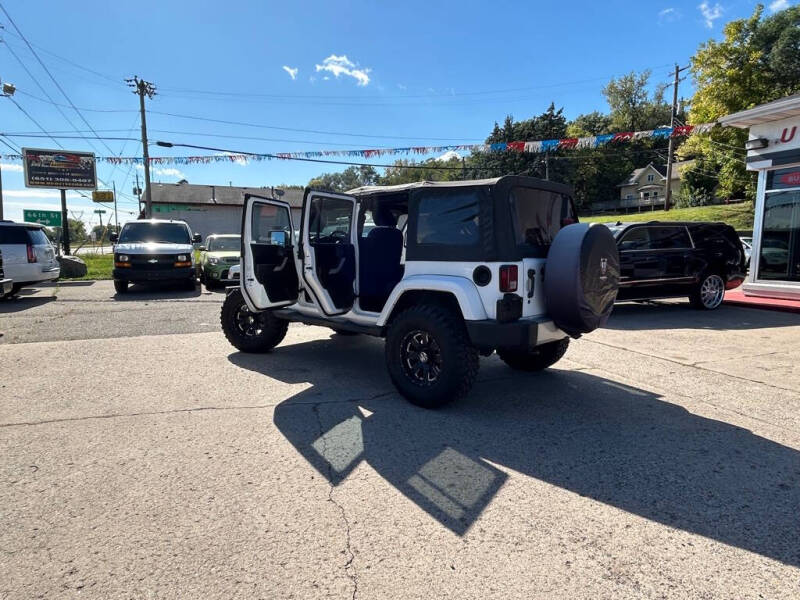 2013 Jeep Wrangler Unlimited Sahara