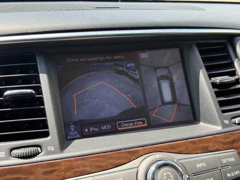 2017 Nissan Armada Platinum