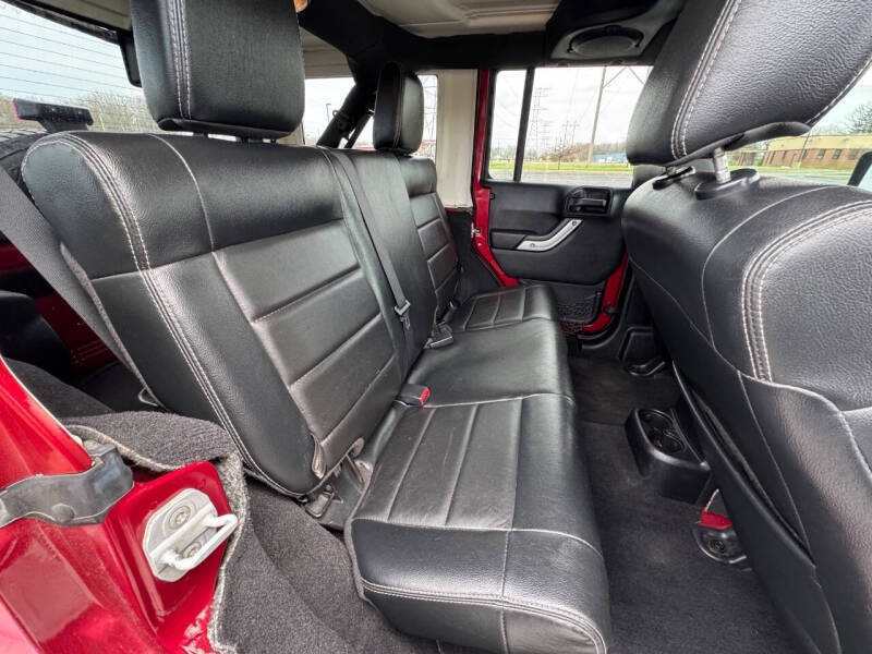 2012 Jeep Wrangler Unlimited Sahara