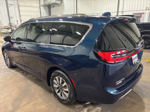 2021 Chrysler Pacifica Hybrid Touring L