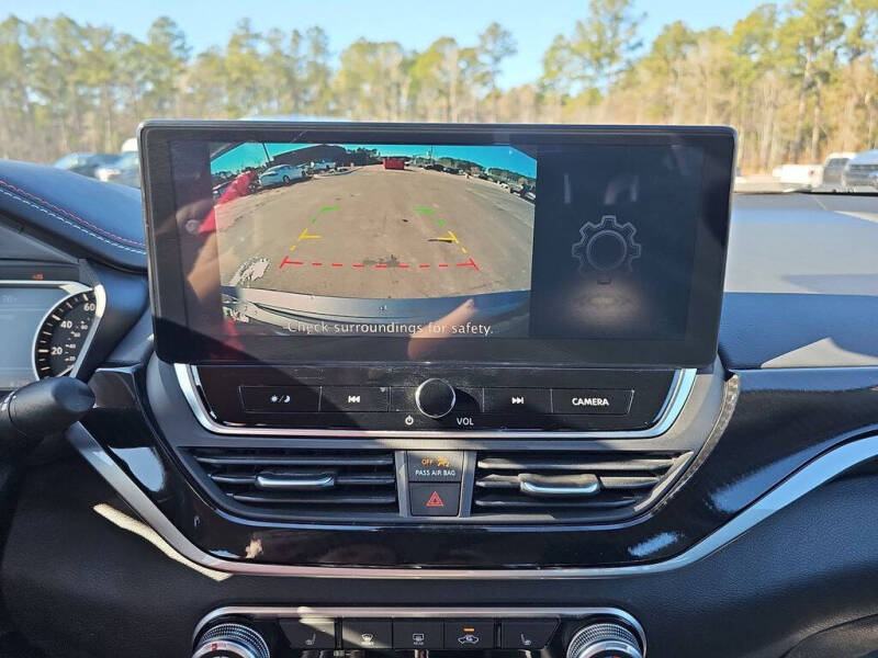 2024 Nissan Altima 2.5 SR