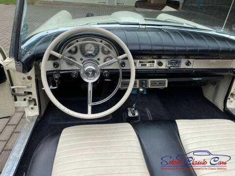 1957 Ford Thunderbird