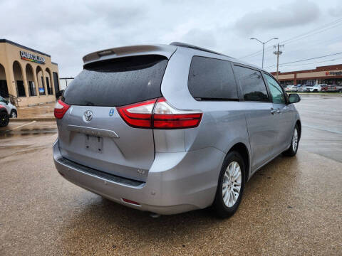 2017 Toyota Sienna
