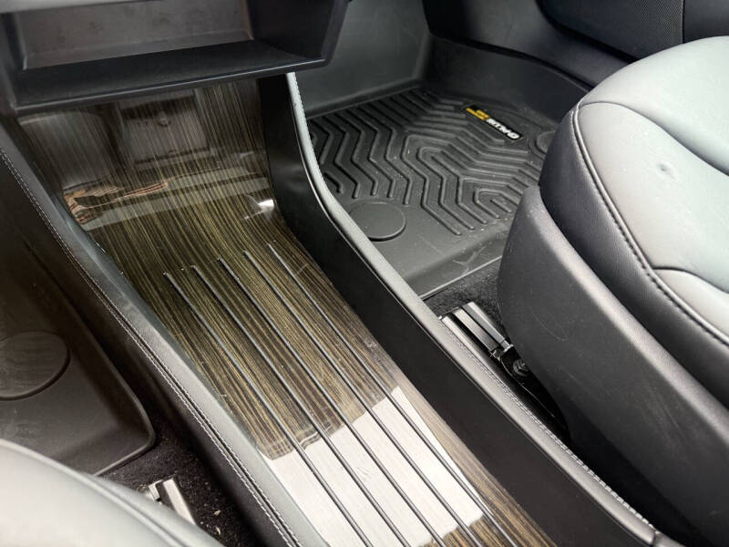 2015 Tesla Model S 85
