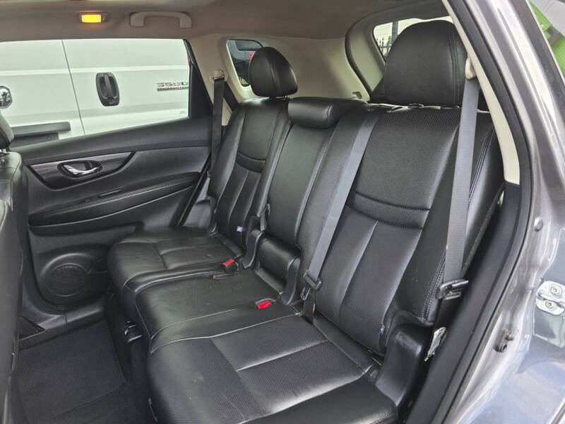 2020 Nissan Rogue SL