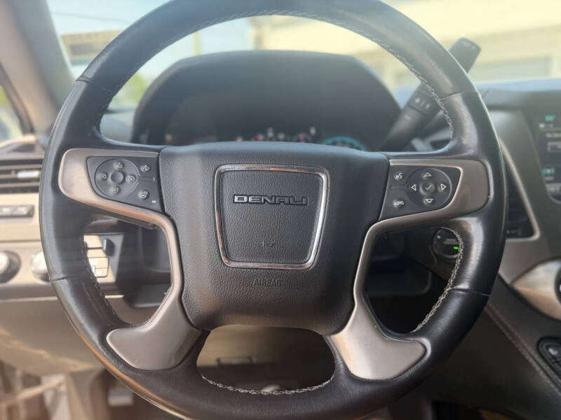 2020 GMC Yukon XL Denali
