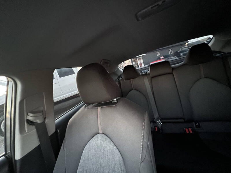 2018 Toyota Camry LE