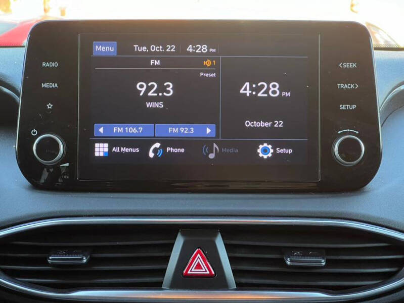 2021 Hyundai Santa Fe SE