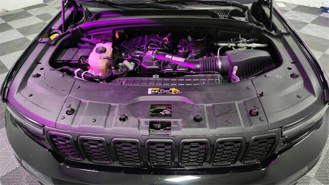 2023 Jeep Grand Cherokee Laredo