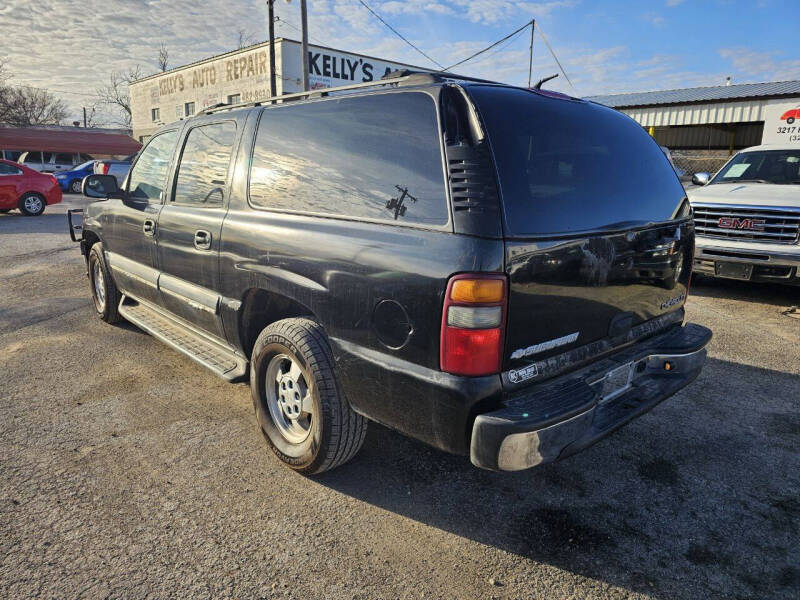 2003 Chevrolet Suburban
