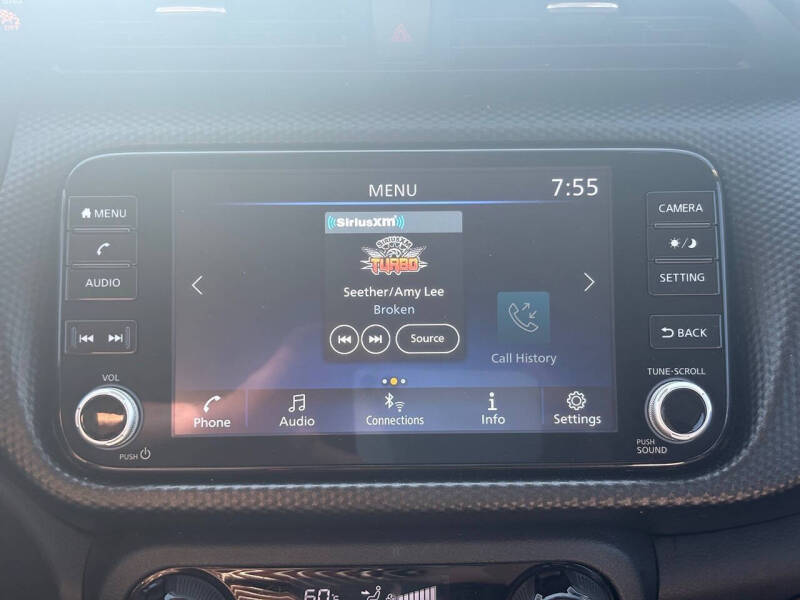 2021 Nissan Kicks SV