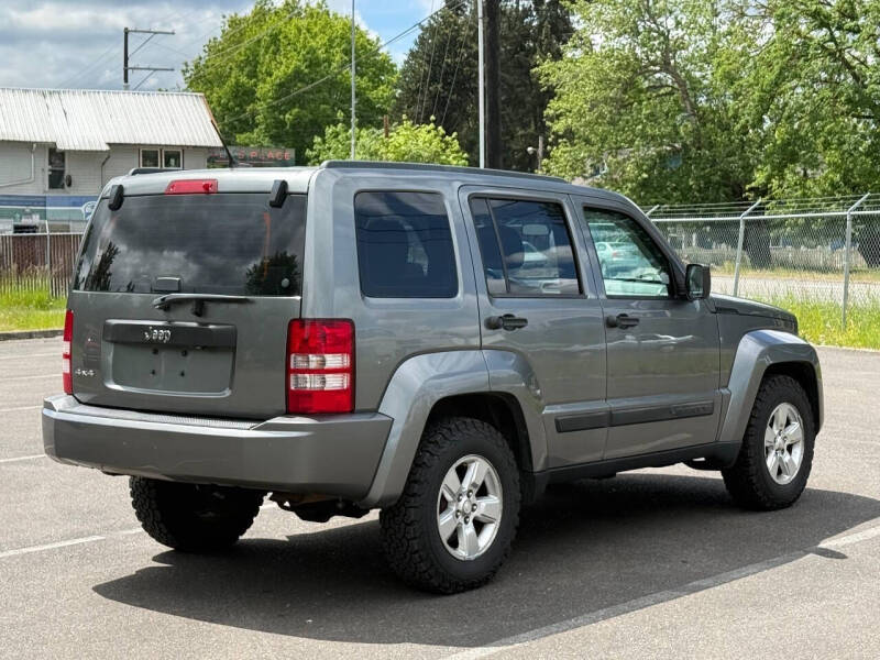 2012 Jeep Liberty Sport