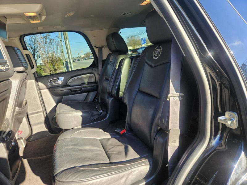 2014 Cadillac Escalade Platinum