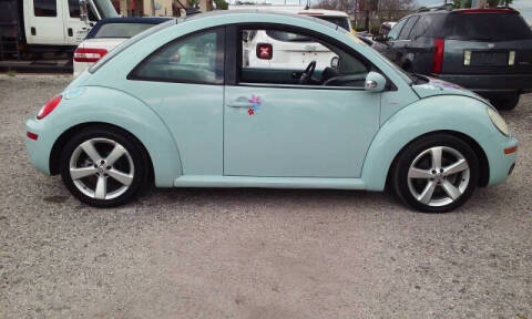 2010 Volkswagen New Beetle Base PZEV