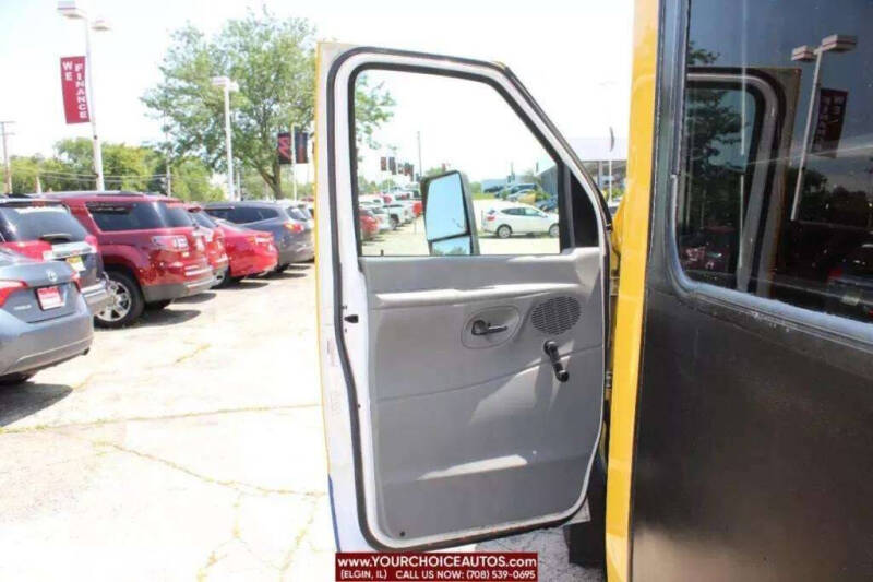 2006 Ford E-Series E-450 SD