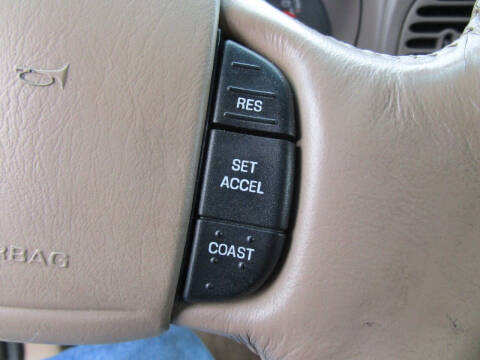 1999 Ford Expedition XLT