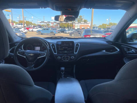 2023 Chevrolet Malibu LS