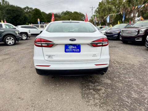 2020 Ford Fusion SE