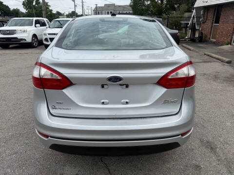 2018 Ford Fiesta SE