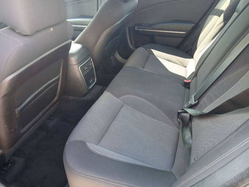 2015 Dodge Charger SE