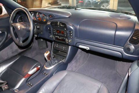 2003 Porsche 911 Carrera 4