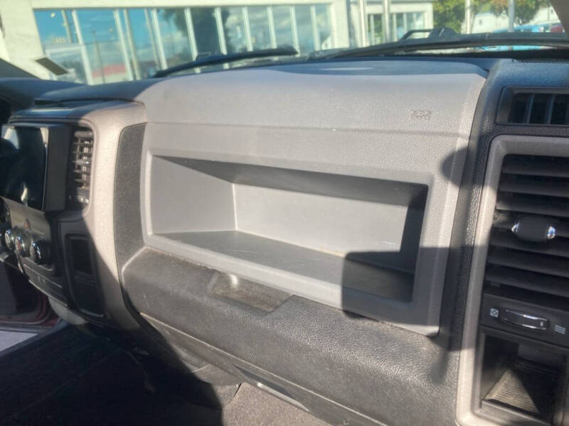 2017 RAM 1500 Express