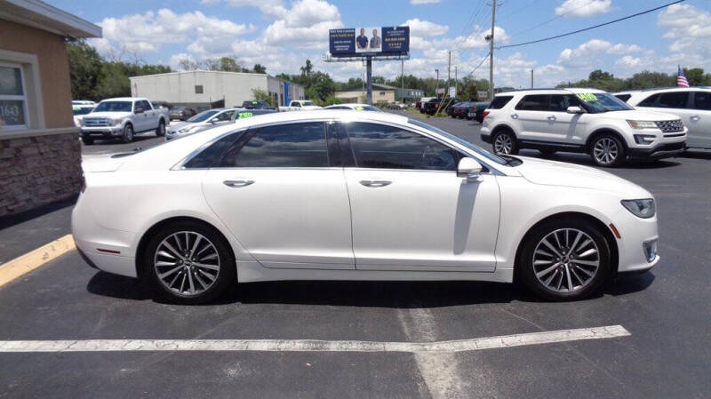 2017 Lincoln MKZ Select