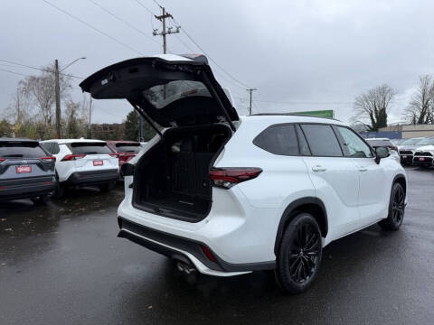 2026 Toyota Highlander XSE