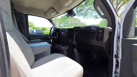 2021 Chevrolet Express 2500