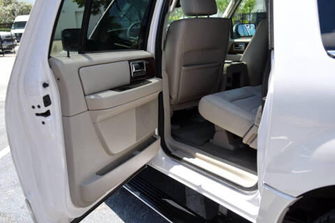 2014 Lincoln Navigator L